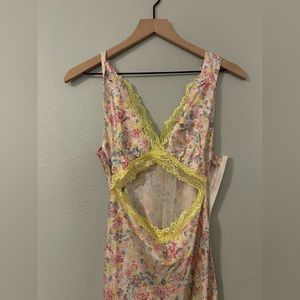 NWT Beach Riot Kimi Forget Me Not Floral Dress Small